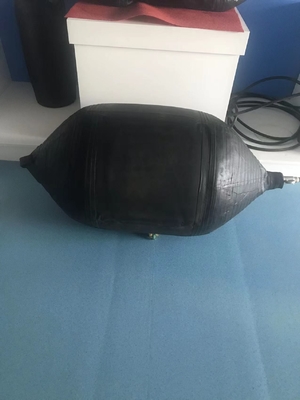D1M*EL12M W-Typ Gummi-Fender für Jetty-Schutz 6-8 Jahre