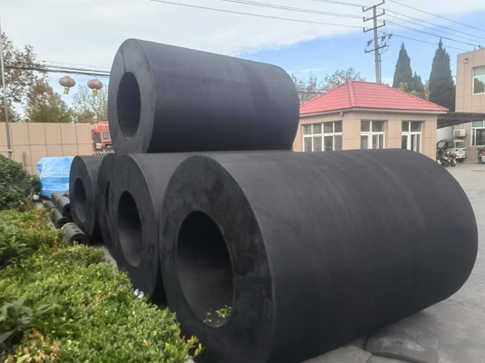 5-3000KN Klingelgummi-Fender für schwere Anwendungen Langlebig und schlagdämpfender Durchmesser 100-2000mm